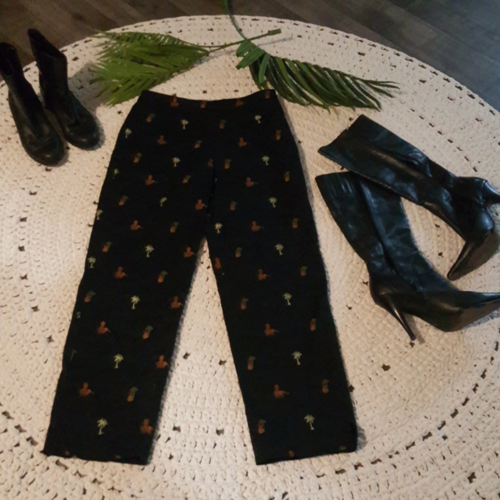 NWOT BETU SPORT UNIQUE PANTS SIZE 4